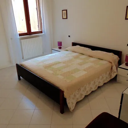 S204 - Sirolo, Trilocale Con Ampio Terrazzo Vista Mare *